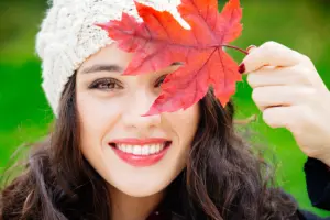 Como tratar e deixar a pele bonita e saudável durante o outono
