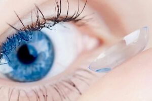 O que são e como funcionam as lentes multifocais (de contato e intraoculares)